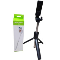 R1 Selfie Stick, Plastic and Aluminum, Mobile
